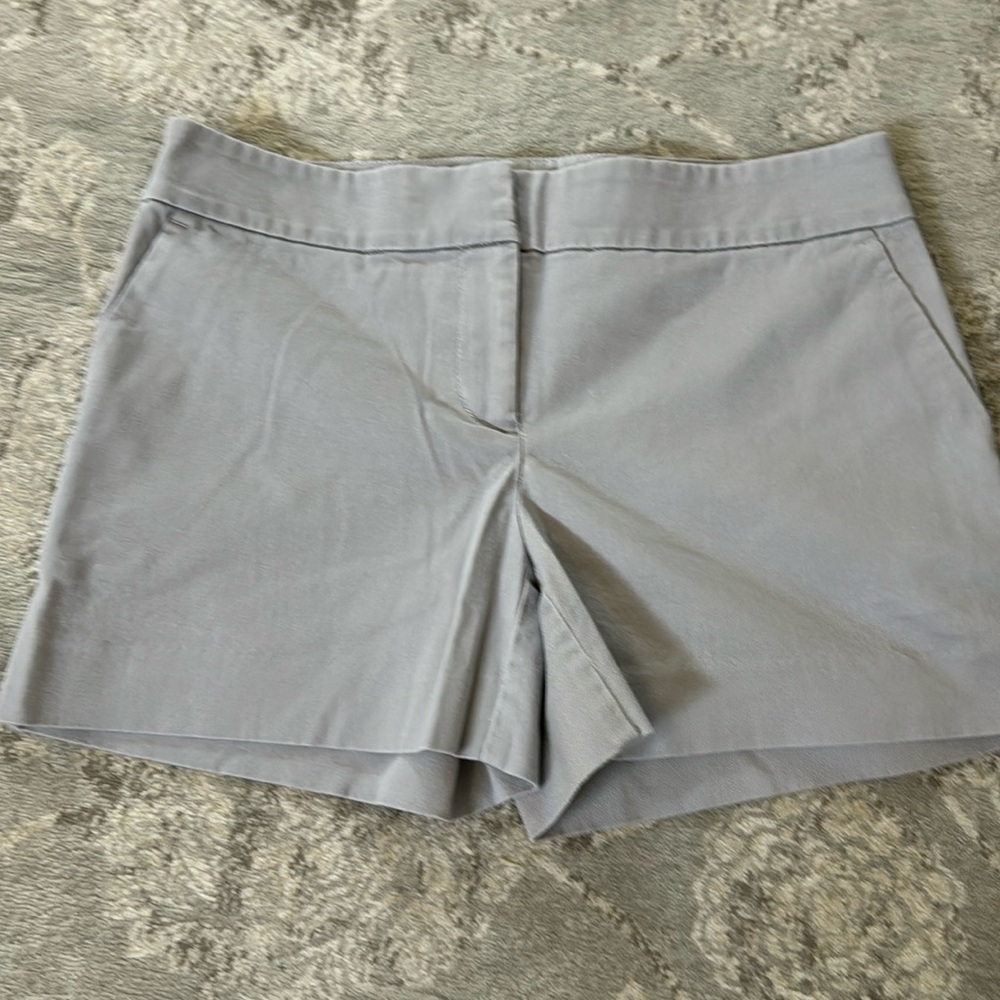 LOFT Riviera Shorts in Gray (Size 0)